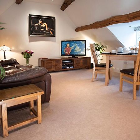 Neroli River View Apartment Bourton-on-the-Water Esterno foto